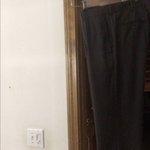Men’s Perry Ellis slacks size 34/32